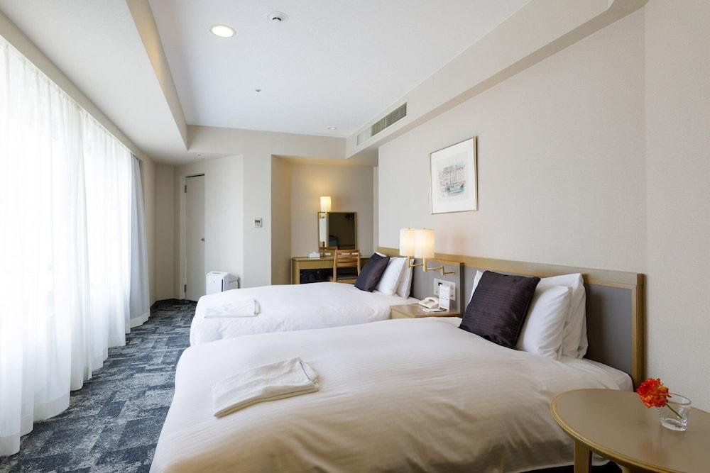 Jal Hotel 4*